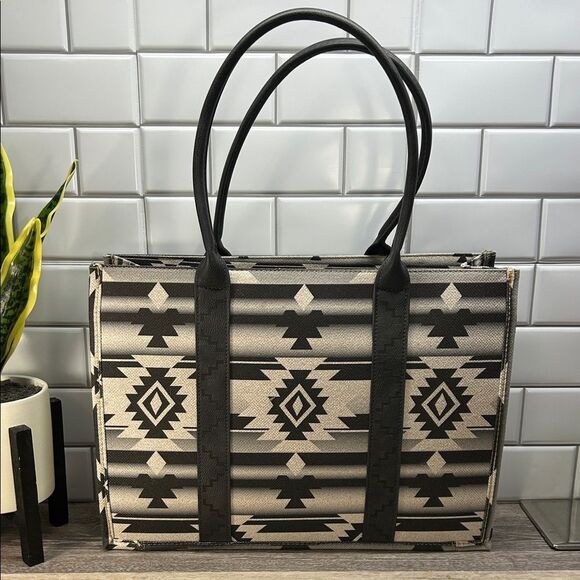 Wrangler large zip top tote bag - Picture 2 of 6